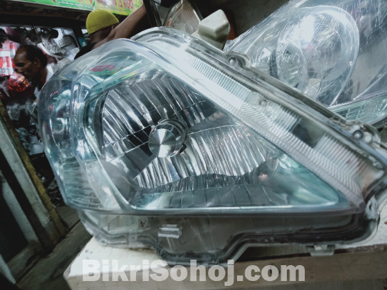Toyota Premio HID headlight